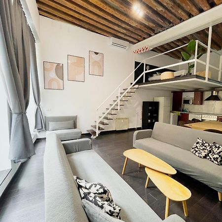 马德里Carretas Duplex Exterior Izquierda公寓 外观 照片