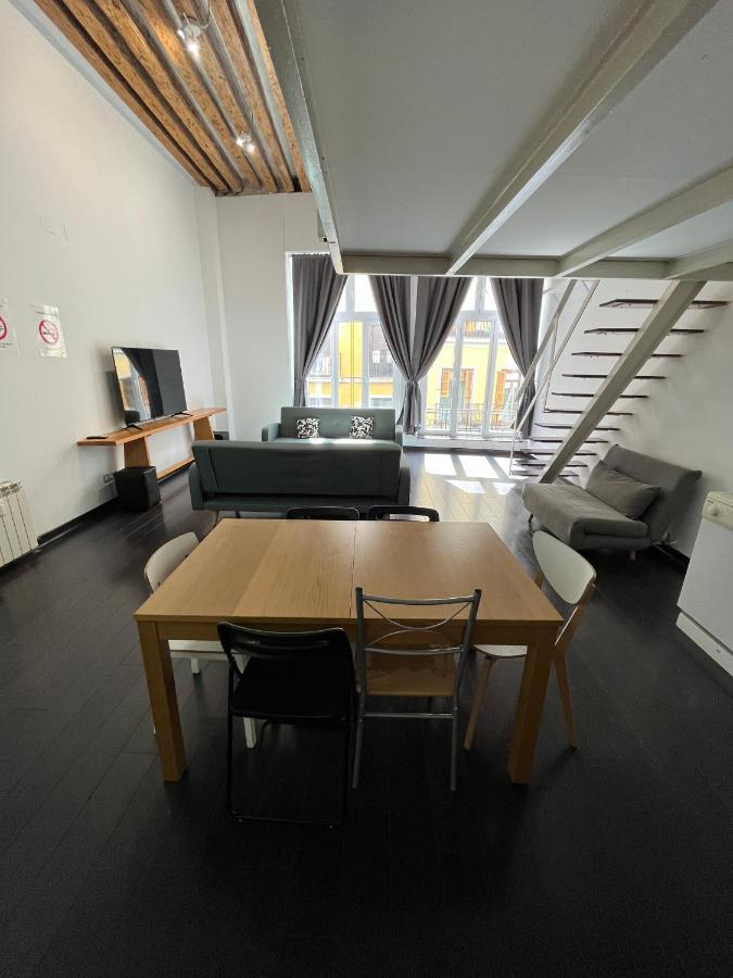 马德里Carretas Duplex Exterior Izquierda公寓 外观 照片